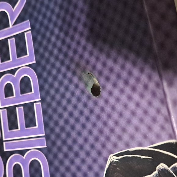 Damaged justin Bieber poster 💔 - Picture 3 of 4